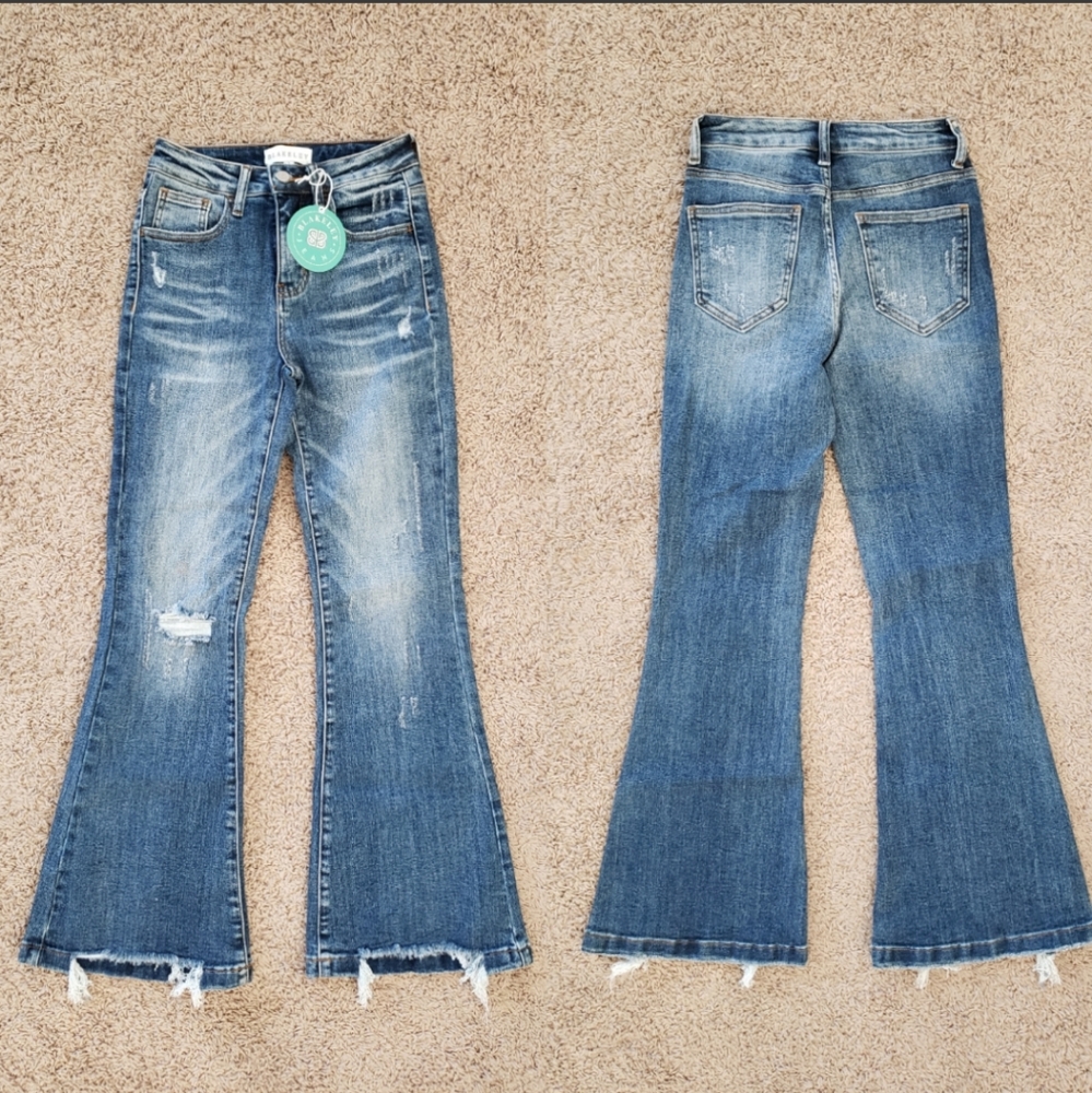BNWT Blakely Denim (Fit like Kancan)